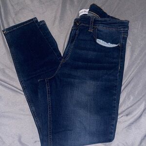 #4 - Classic Indigo Women's Skinny Jeans